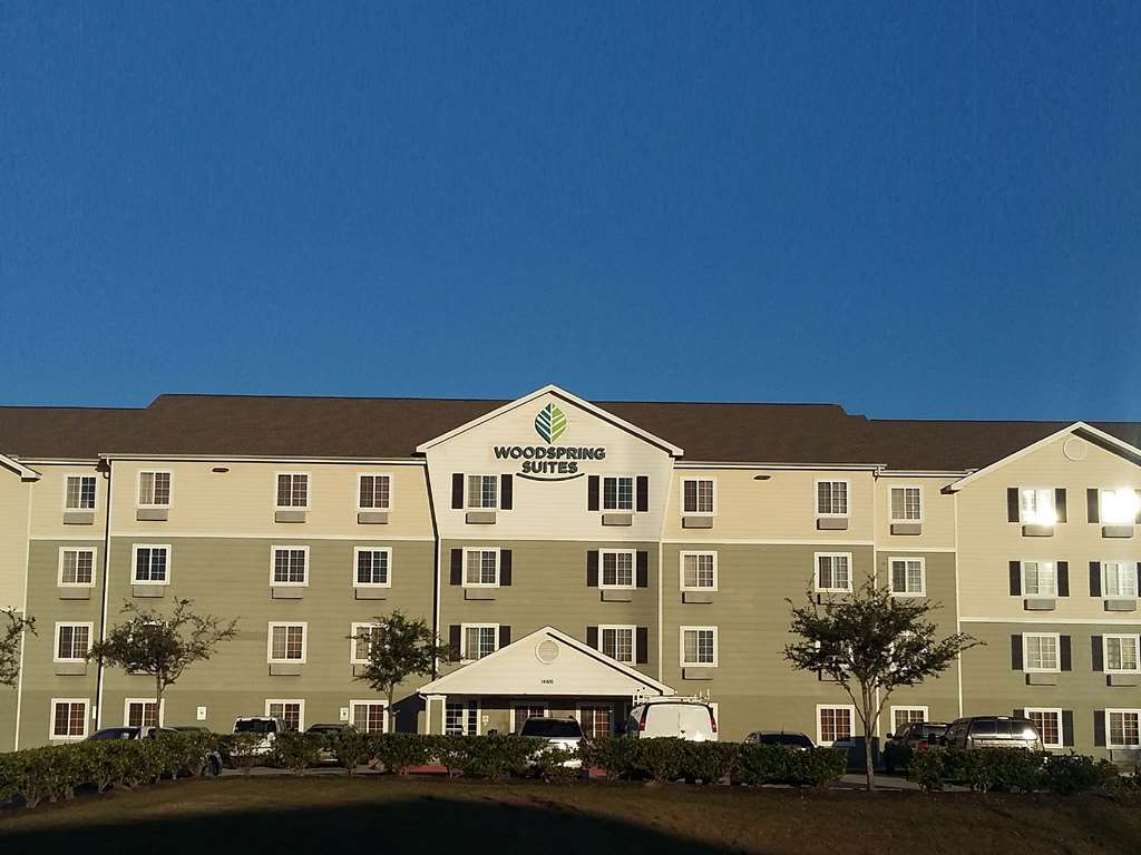 Woodspring Suites Houston I-45 Airtex Exteriér fotografie